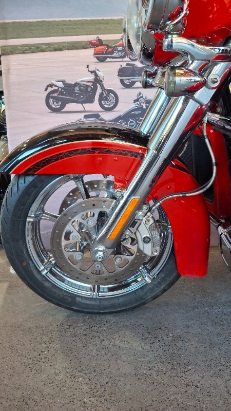 2016 Harley-davidson FLHTKSE CVO LIMITED Red