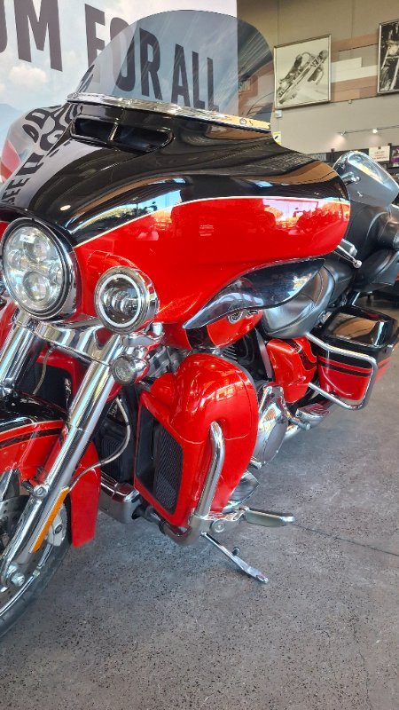2016 Harley-davidson FLHTKSE CVO LIMITED Red