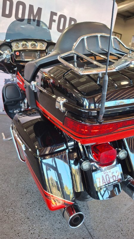 2016 Harley-davidson FLHTKSE CVO LIMITED Red