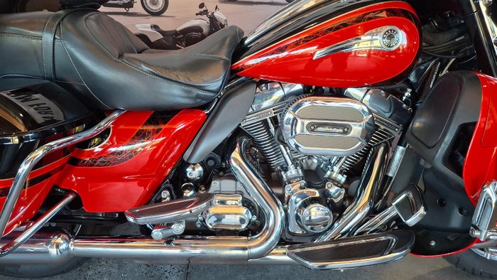 2016 Harley-davidson FLHTKSE CVO LIMITED Red