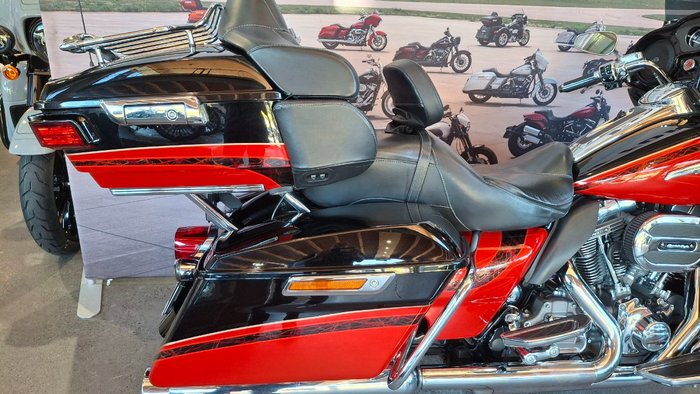 2016 Harley-davidson FLHTKSE CVO LIMITED Red