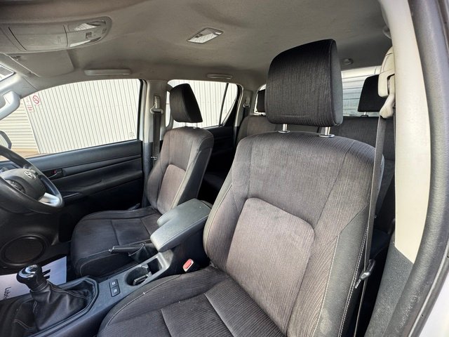 2018 TOYOTA HILUX