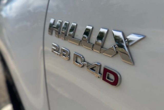 2018 TOYOTA HILUX