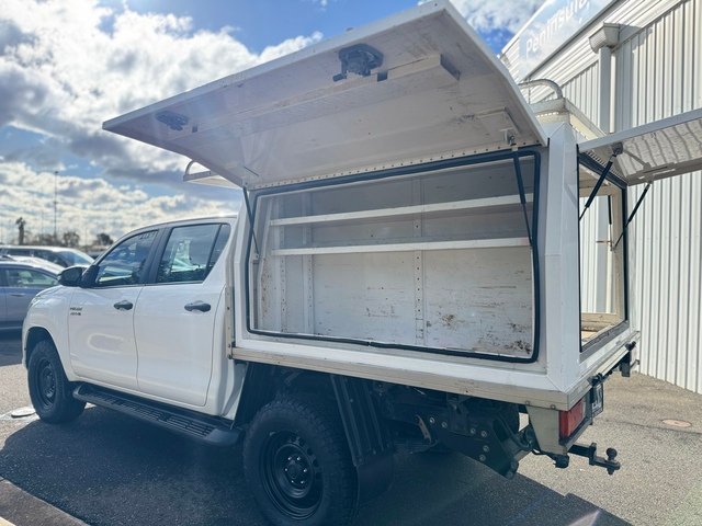 2018 TOYOTA HILUX