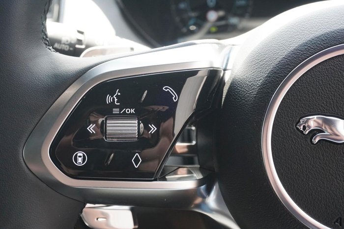 2024 Jaguar E-PACE P250 R-Dynamic SE