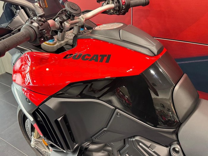 2025 Ducati Multistrada V4 Pikes Peak Multistrada Red