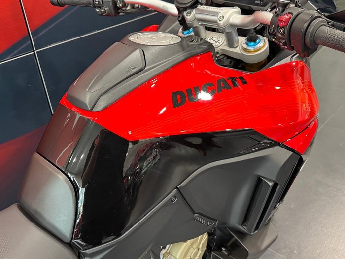 2025 Ducati Multistrada V4 Pikes Peak Multistrada Red