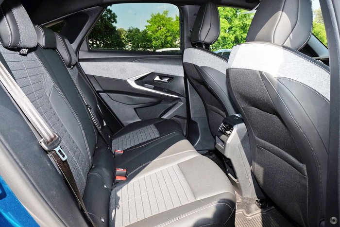 2025 Peugeot 3008 Allure Hybrid P64 MY25 Obsession Blue