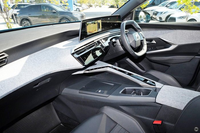 2025 Peugeot 3008 Allure Hybrid