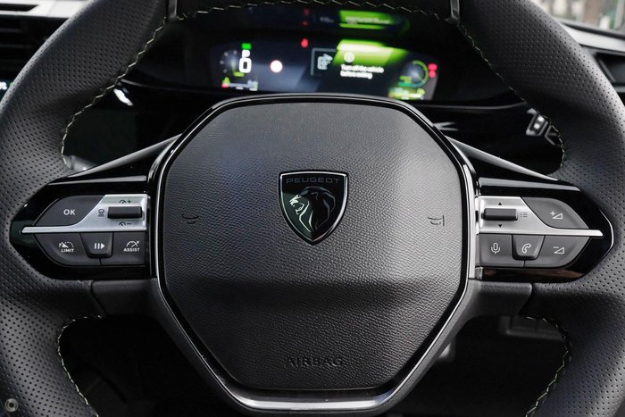 2025 Peugeot 408 GT Premium Hybrid