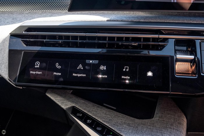 2025 Peugeot 3008 GT Premium Hybrid