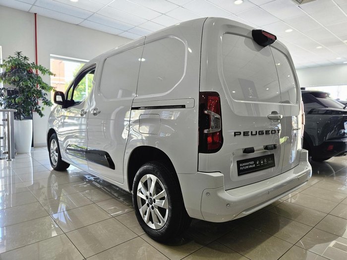 2024 Peugeot Partner Premium