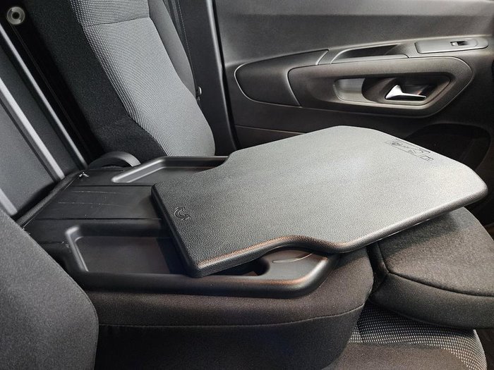 2024 Peugeot Partner Premium