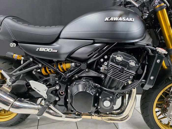 2025 Kawasaki Z900RS SE Black