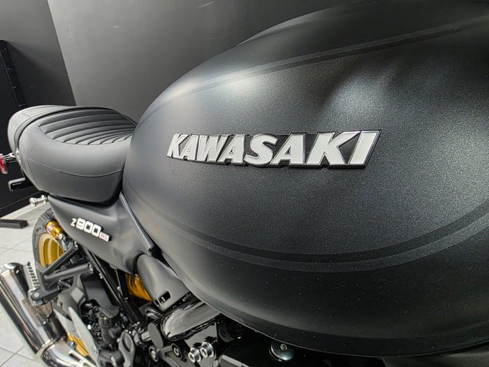2025 Kawasaki Z900RS SE Black