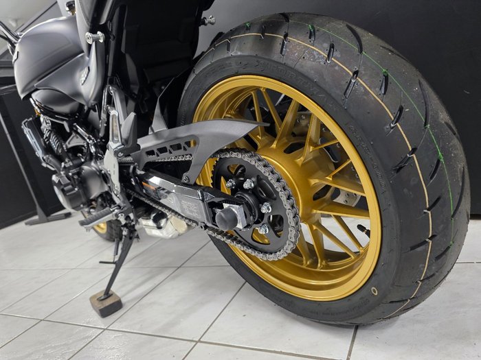 2025 Kawasaki Z900RS SE Black