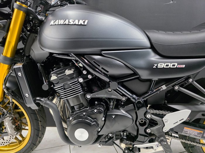 2025 Kawasaki Z900RS SE Black