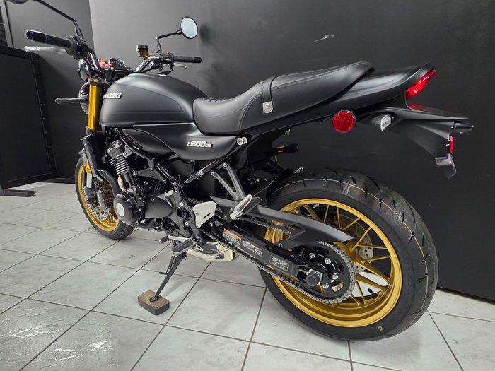 2025 Kawasaki Z900RS SE Black