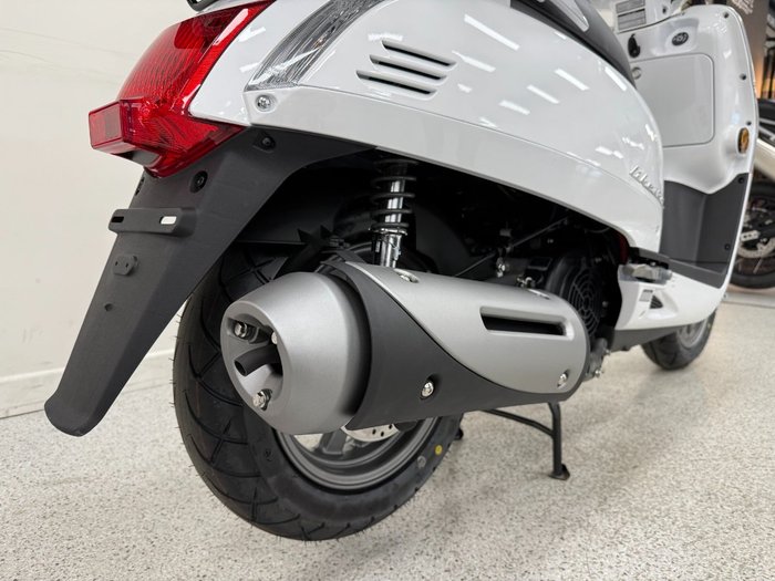 2025 Kymco LIKE 125 White