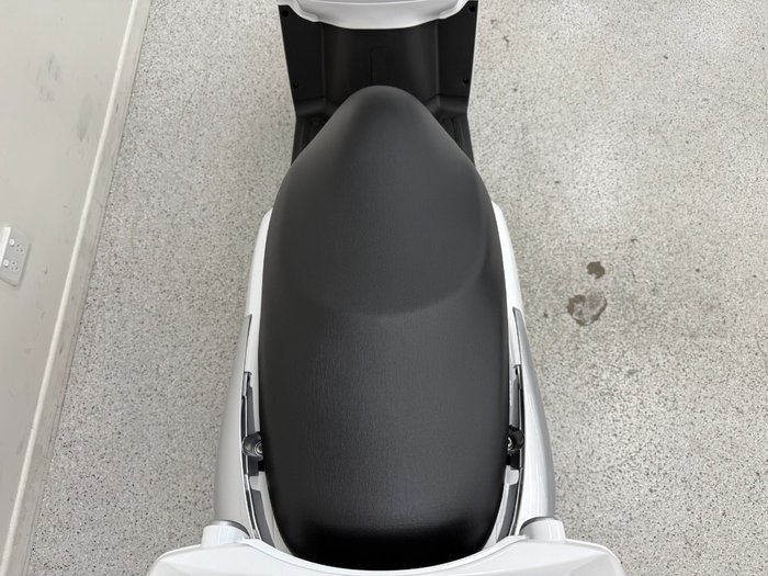 2025 Kymco LIKE 125 White