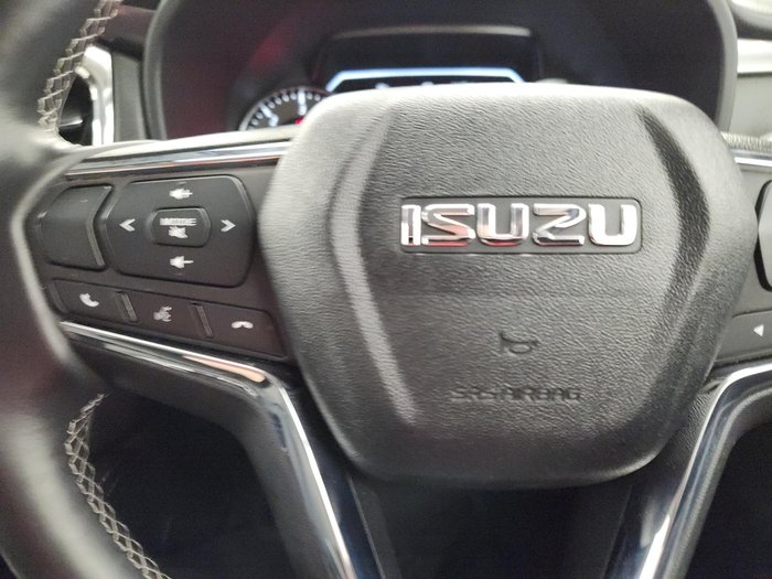 2022 Isuzu MU-X LS-T MY23 4X4 Dual Range Mineral White