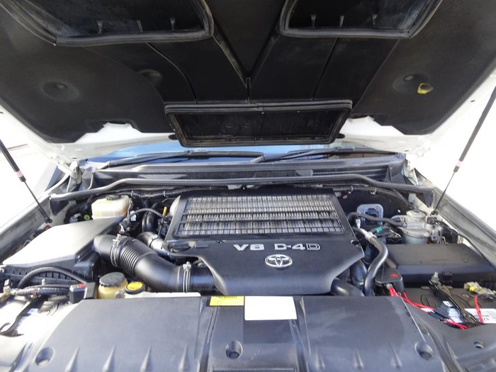 2007 Toyota Landcruiser GXL VDJ200R 4X4 Constant Glacier White