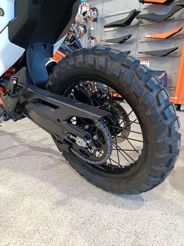 2025 KTM 2025 KTM 390cc 390 ENDURO R ORANGE