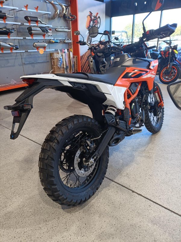 2025 KTM 2025 KTM 390cc 390 ENDURO R ORANGE