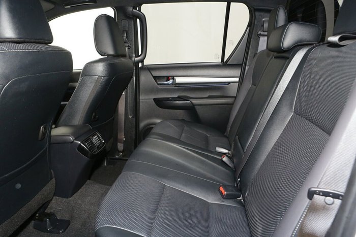 2023 Toyota Hilux Rogue