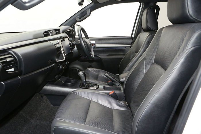2023 Toyota Hilux Rogue