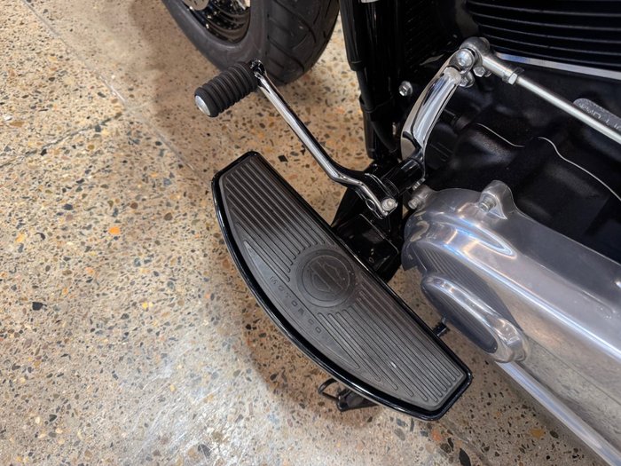 2018 Harley-davidson FLSL SOFTAIL SLIM Black
