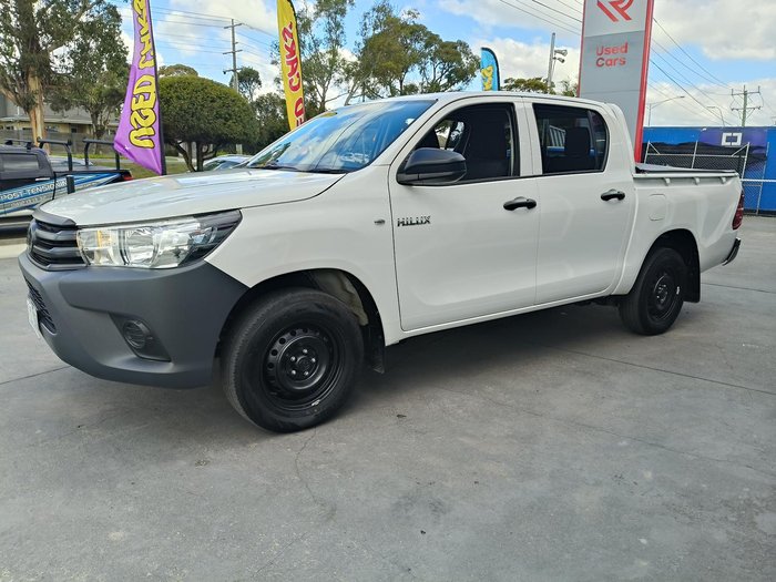 2023 Toyota Hilux Workmate TGN121R 4x2 Glacier White