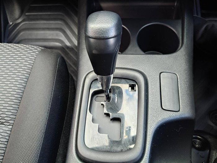 2023 Toyota Hilux Workmate TGN121R 4x2 Glacier White