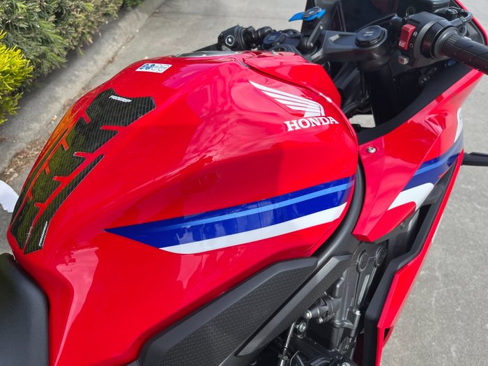2024 Honda CBR650RAC Red