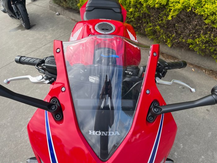 2024 Honda CBR650RAC Red