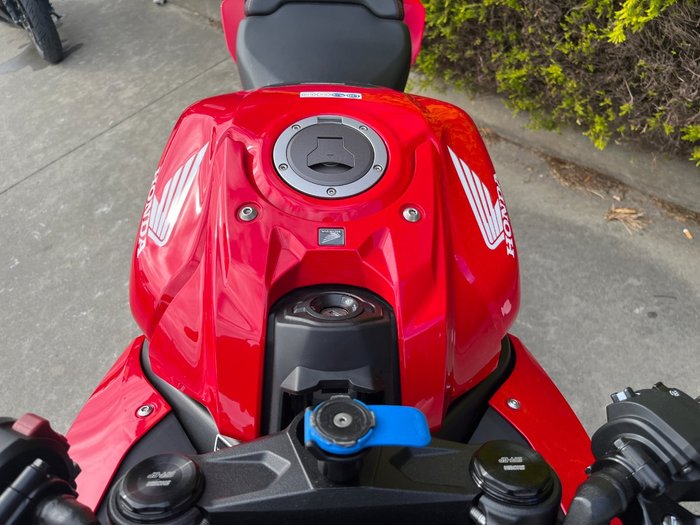 2024 Honda CBR650RAC Red