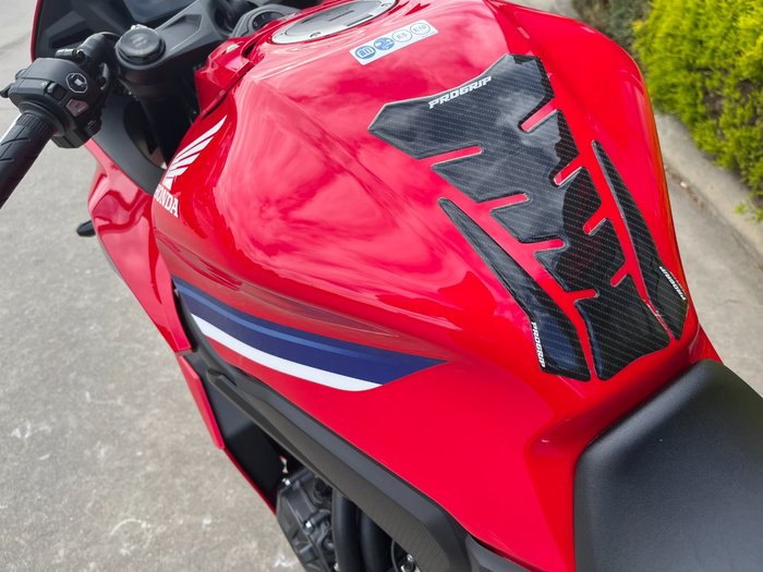 2024 Honda CBR650RAC Red