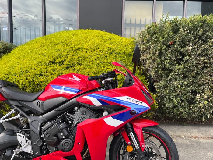 2024 Honda CBR650RAC Red