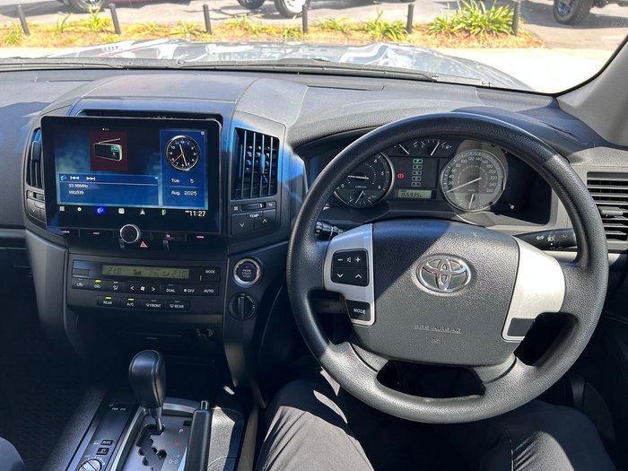 2013 Toyota Landcruiser GXL VDJ200R MY12 4X4 Constant Silver Pearl