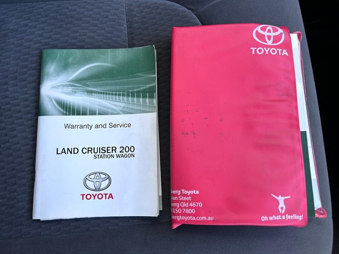 2013 Toyota Landcruiser GXL VDJ200R MY12 4X4 Constant Silver Pearl