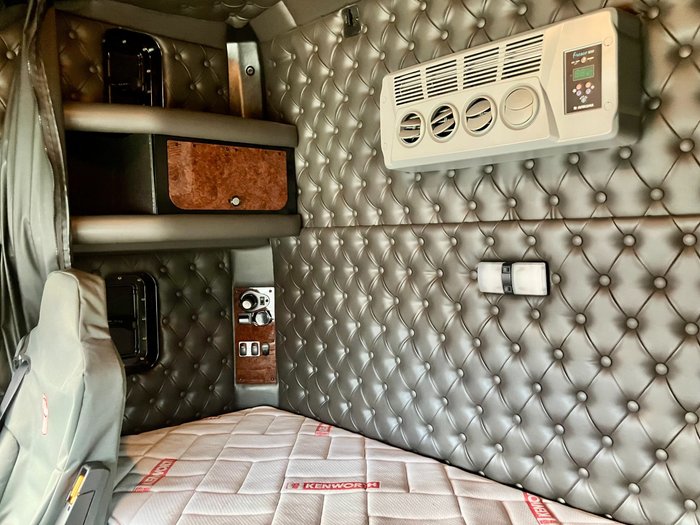 2023 Kenworth K200 White