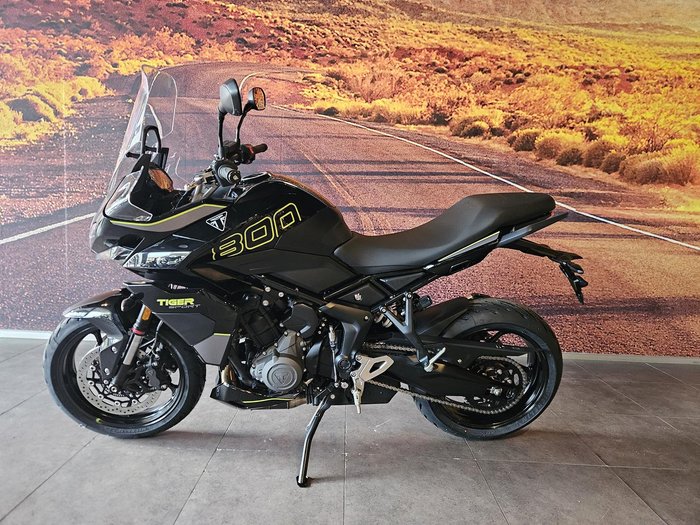 2025 Triumph Tiger Sport 800 Tiger Black