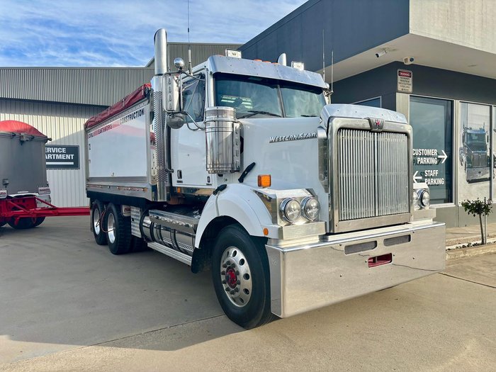 2018 Western Star 4864Fs2 Pbs Approved Truck & Dog Trailer Combo In Stock Now! White