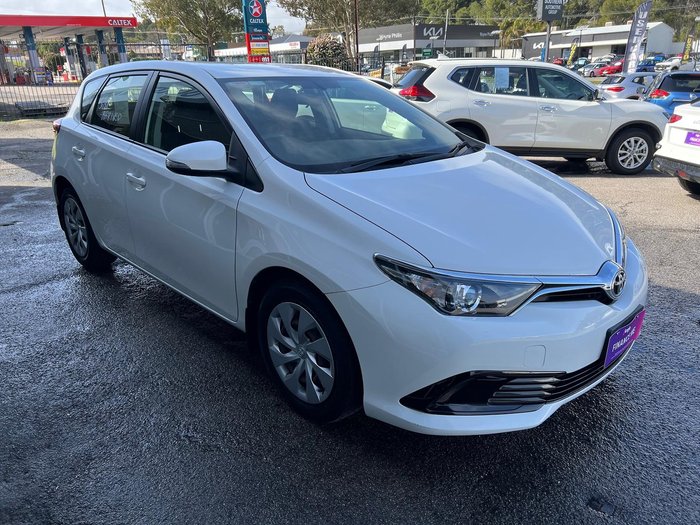 2018 Toyota Corolla Ascent ZRE182R Glacier White