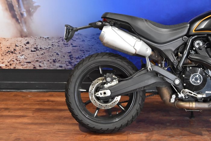 2018 Ducati SCRAMBLER 1100 Black