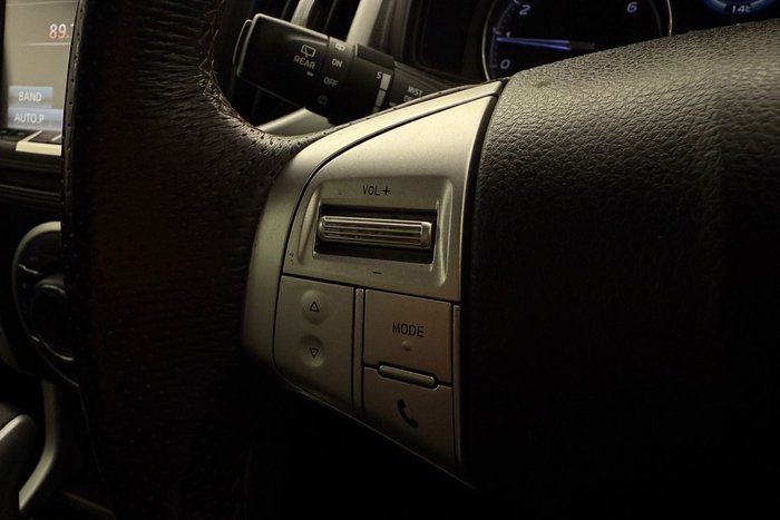 2021 Isuzu MU-X LS-T