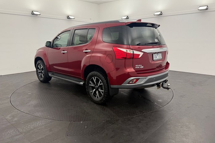 2021 Isuzu MU-X LS-T