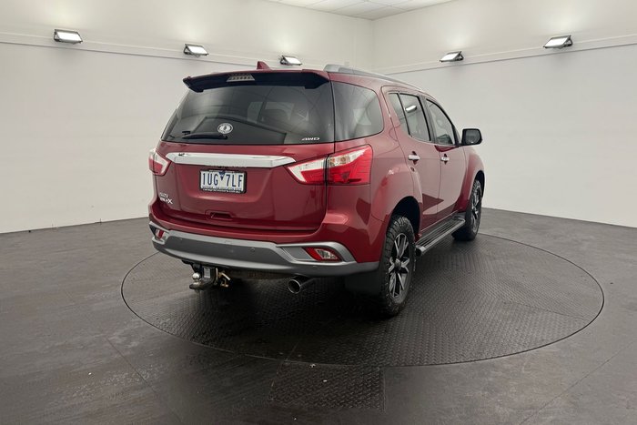 2021 Isuzu MU-X LS-T