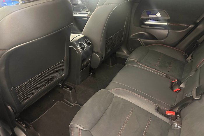 2024 Mercedes-Benz GLA-Class GLA200