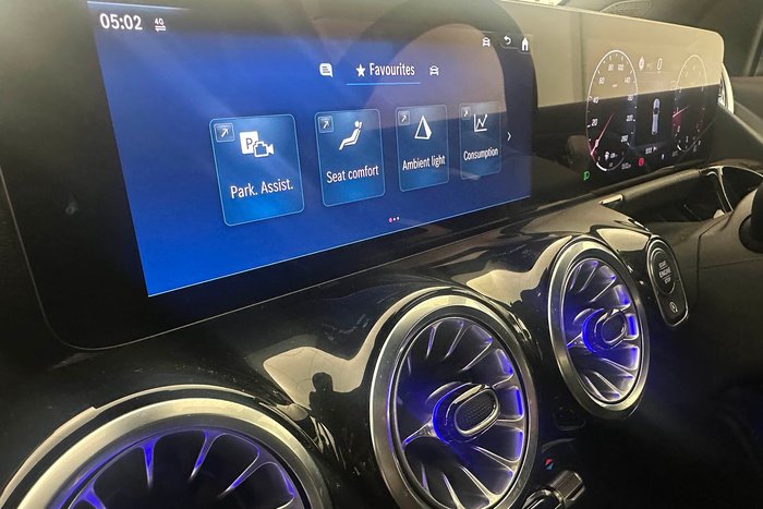 2024 Mercedes-Benz GLA-Class GLA200